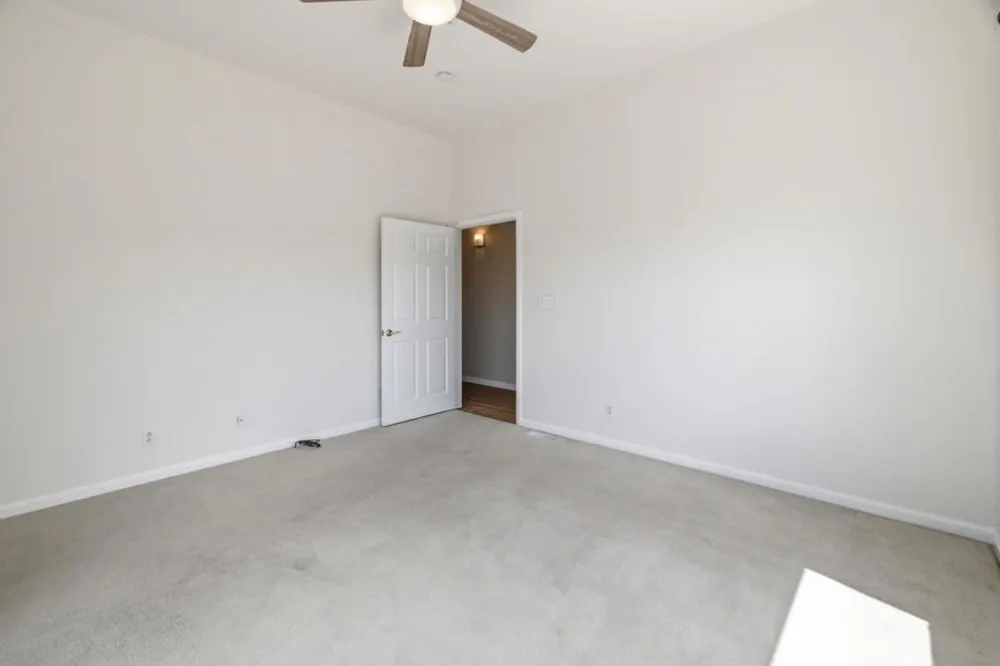 19269 Mallory Canyon Road #D Salinas, CA 93907
