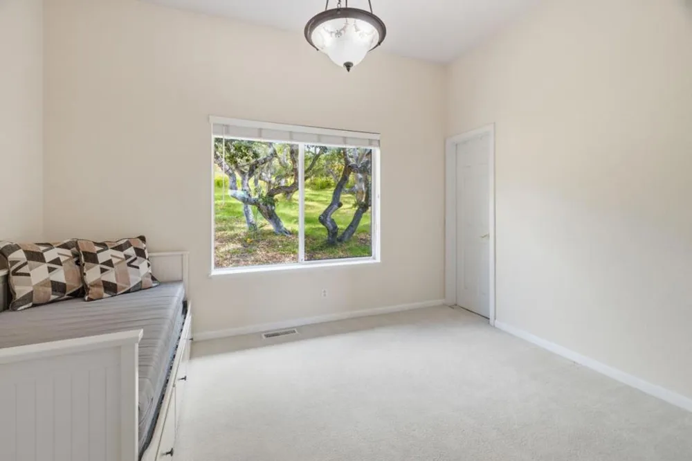 19269 Mallory Canyon Road #D Salinas, CA 93907