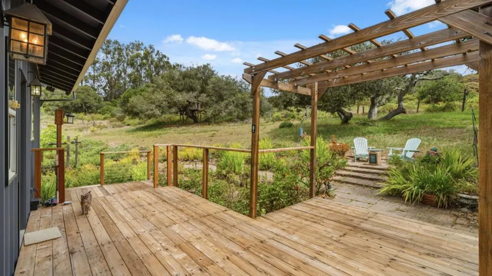 19269 Mallory Canyon Road #D Salinas, CA 93907