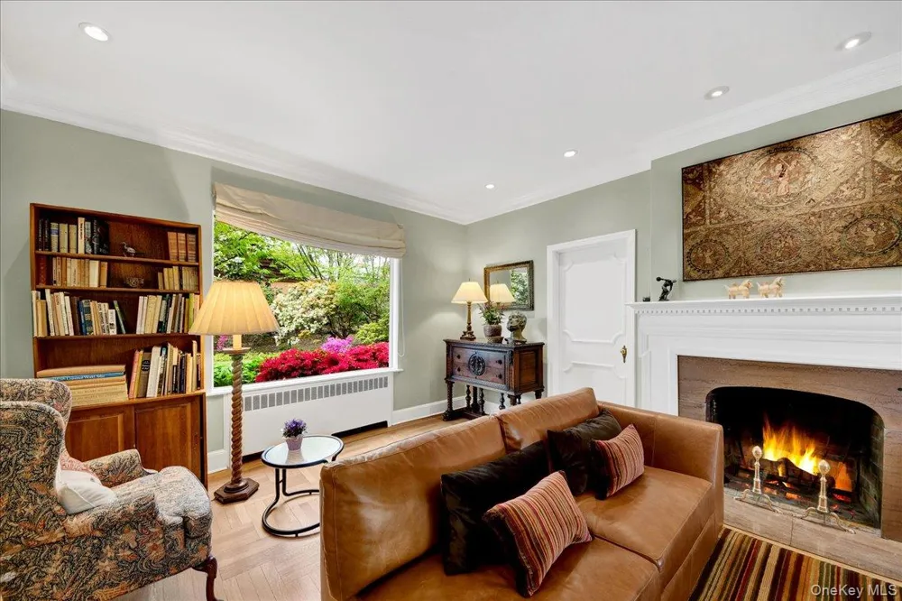 184 Commonwealth Avenue Mount Vernon, NY 10552