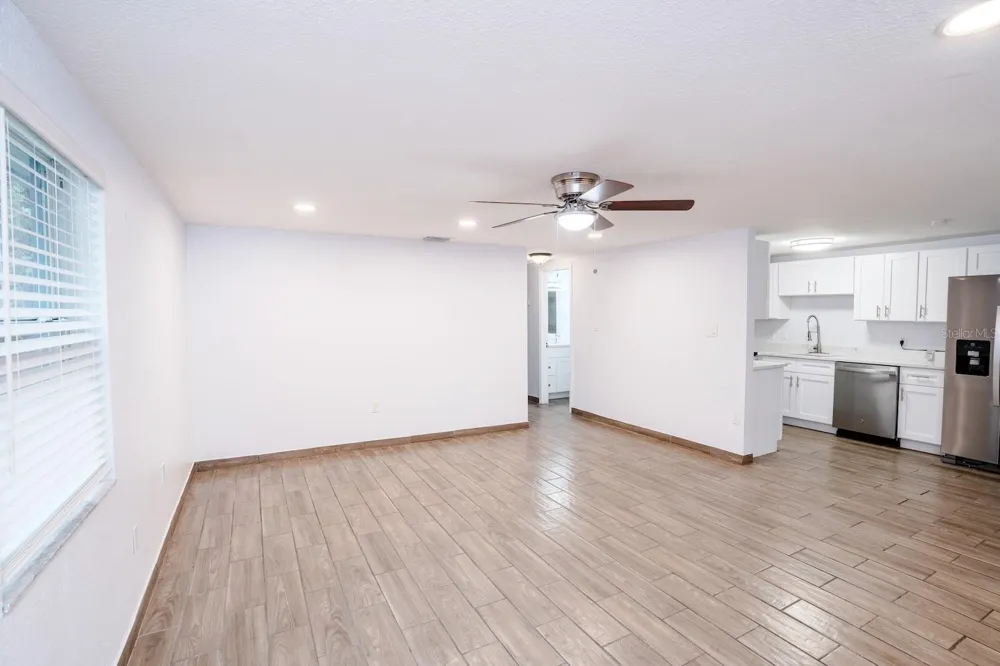 503 MOORE AVENUE Seffner, FL 33584
