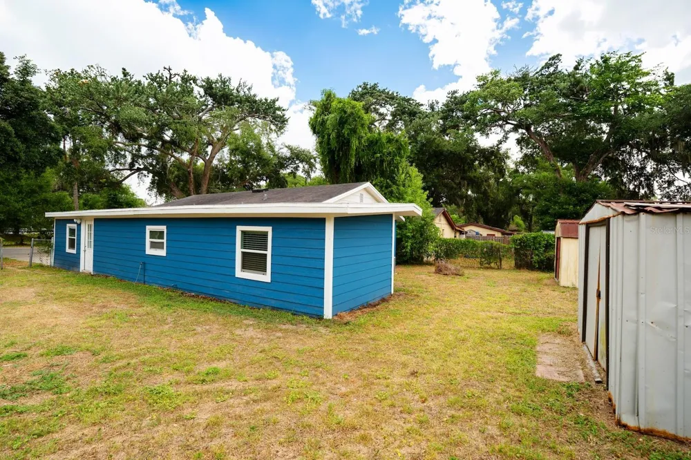 503 MOORE AVENUE Seffner, FL 33584