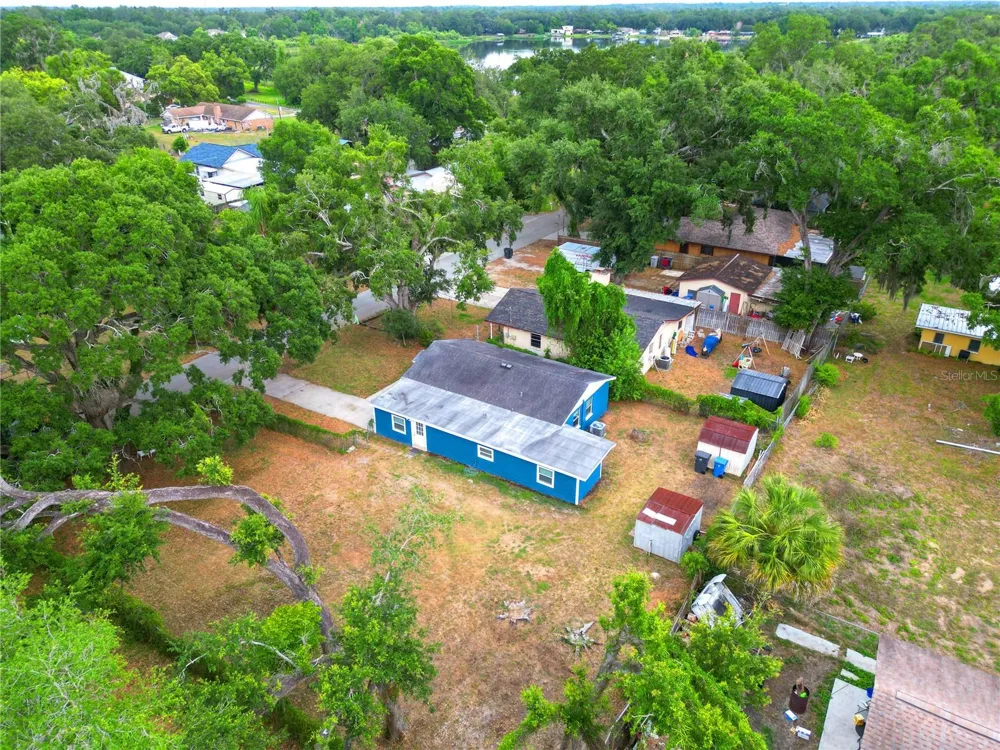 503 MOORE AVENUE Seffner, FL 33584
