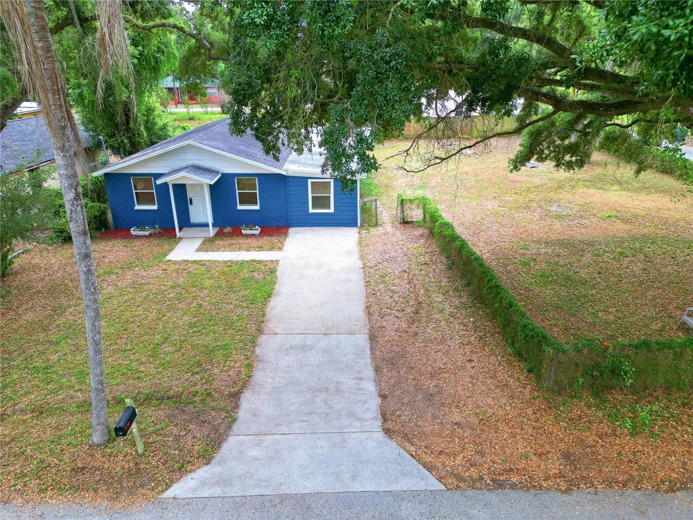 503 MOORE AVENUE Seffner, FL 33584