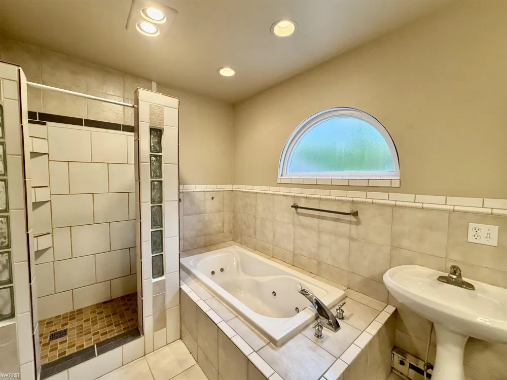 518 Oak Street Mt Morris City, MI 48458