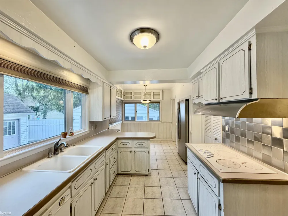 518 Oak Street Mt Morris City, MI 48458