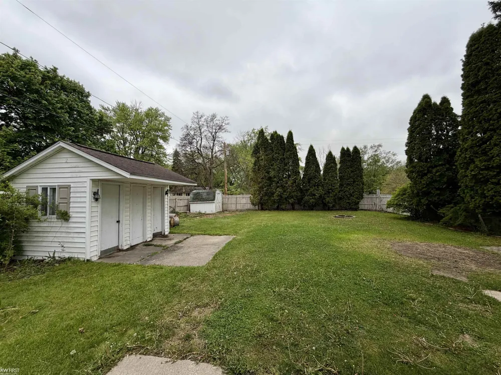 518 Oak Street Mt Morris City, MI 48458
