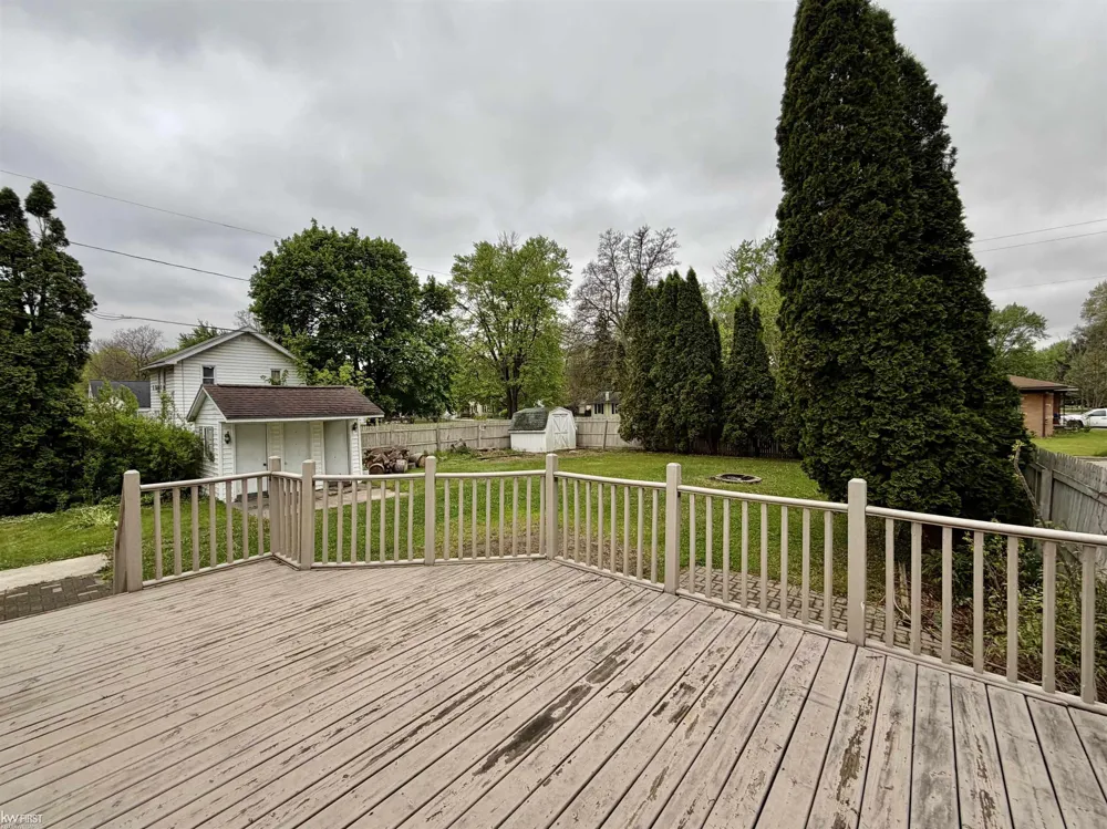 518 Oak Street Mt Morris City, MI 48458