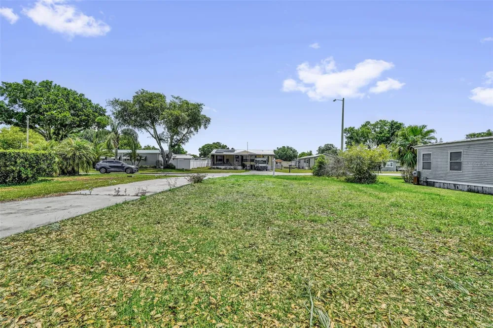 2050 THELMA DRIVE Lake Alfred, FL 33850