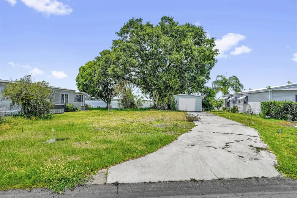 2050 THELMA DRIVE Lake Alfred, FL 33850