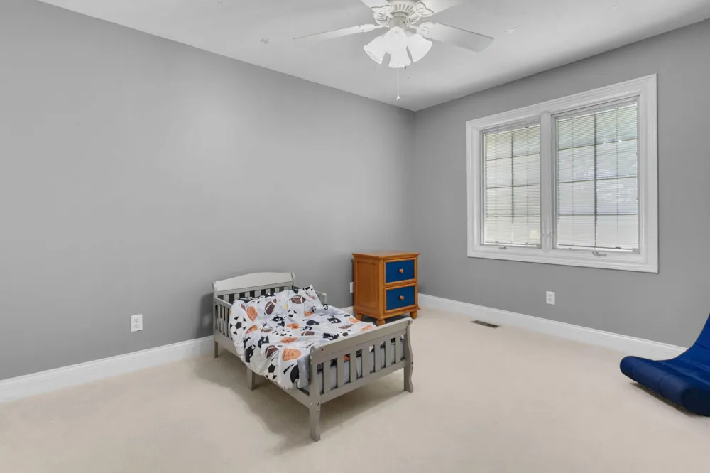 23099 S Shore Drive Edwardsburg, MI 49112