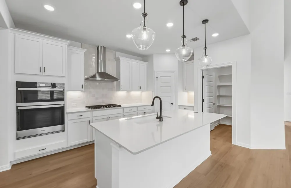 2913 Zuni Path Leander, TX 78641