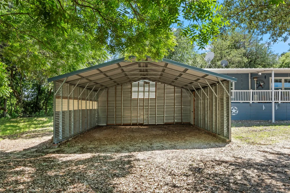 163 Bettinger Way Gholson, TX 76705