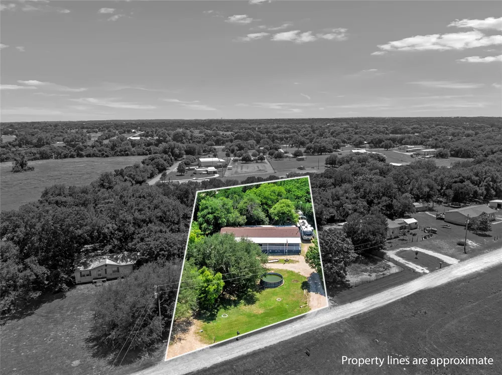 163 Bettinger Way Gholson, TX 76705