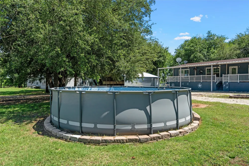 163 Bettinger Way Gholson, TX 76705