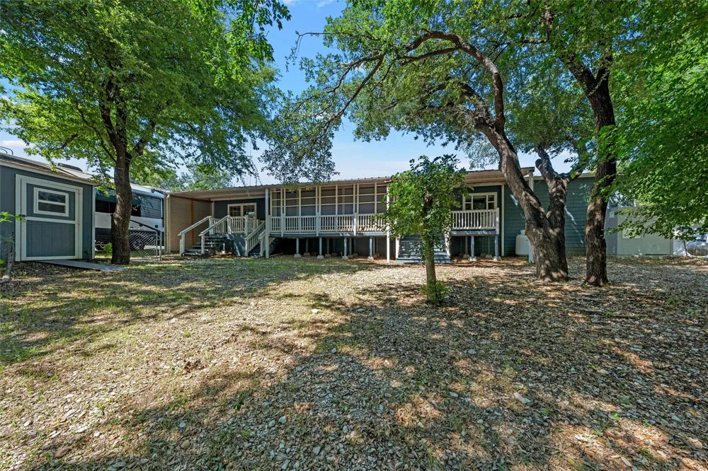 163 Bettinger Way Gholson, TX 76705