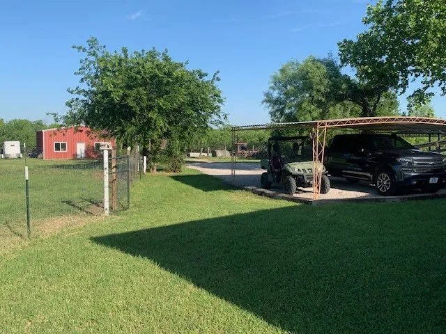 1521 FM 590 Comanche, TX 76442