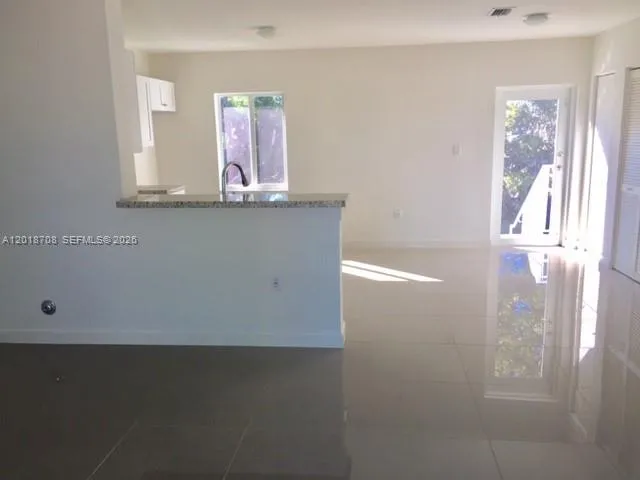 265 15th St #B Marathon, FL 33050