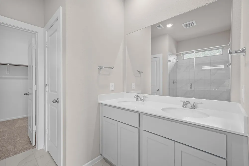 226 Magnolia Laurel Drive Alvin, TX 77511