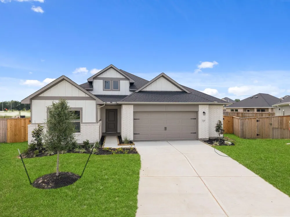 226 Magnolia Laurel Drive Alvin, TX 77511