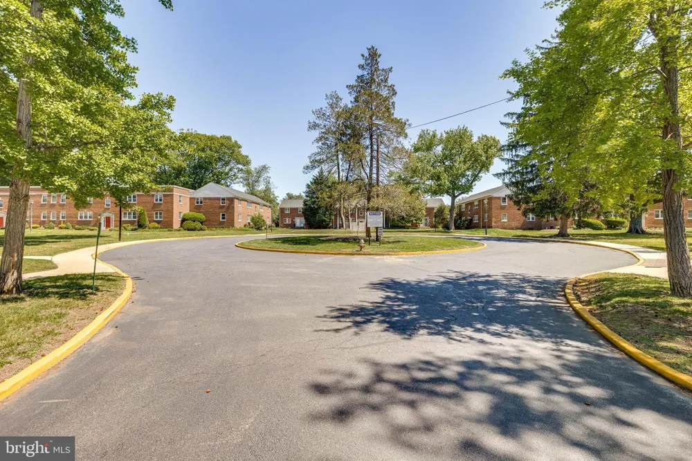 117 CHERRY PARKE Cherry Hill, NJ 08002