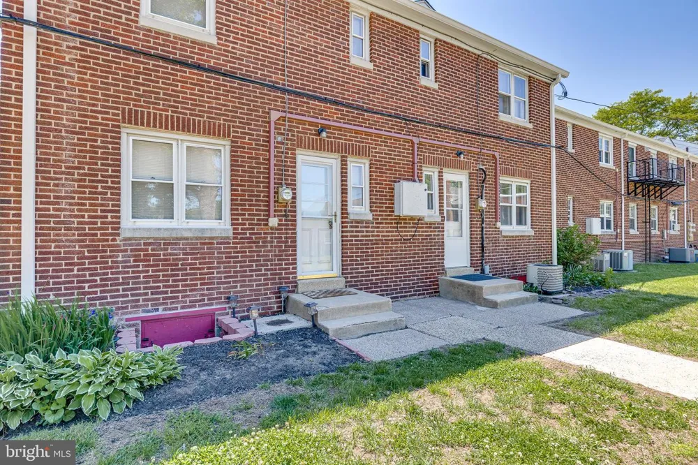 117 CHERRY PARKE Cherry Hill, NJ 08002