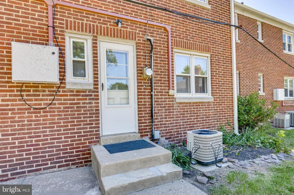 117 CHERRY PARKE Cherry Hill, NJ 08002