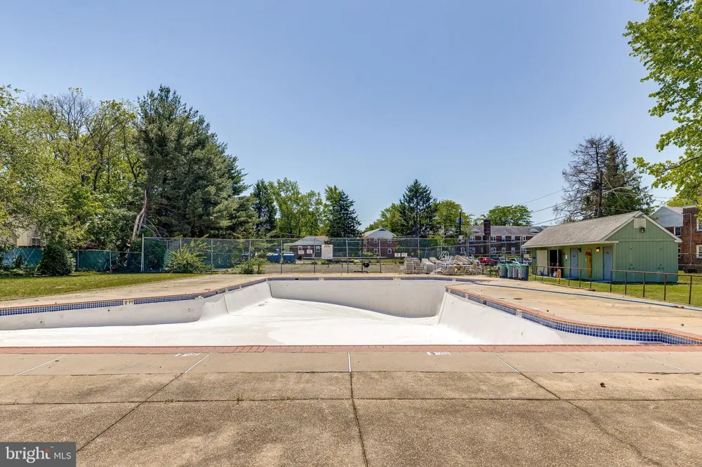 117 CHERRY PARKE Cherry Hill, NJ 08002