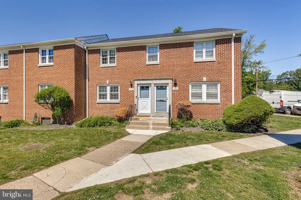 117 CHERRY PARKE Cherry Hill, NJ 08002