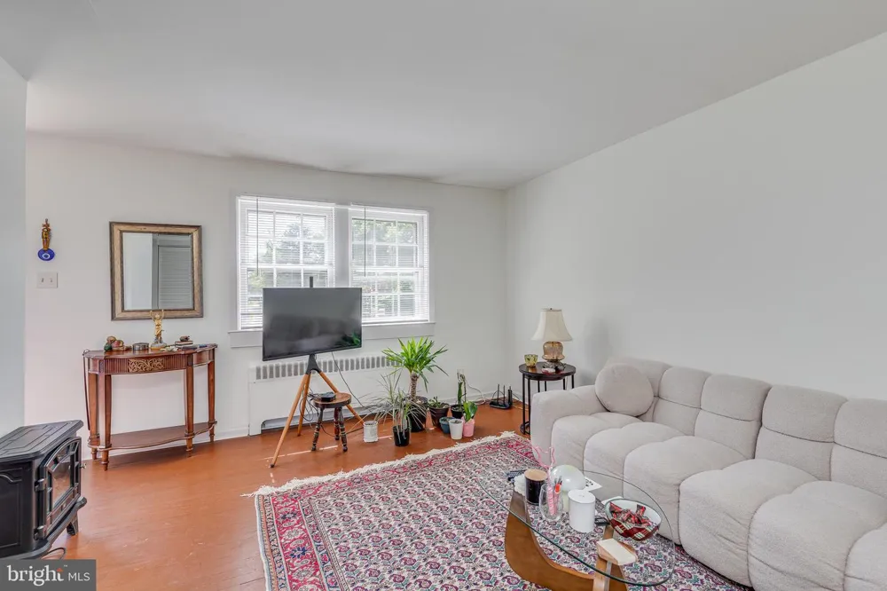 117 CHERRY PARKE Cherry Hill, NJ 08002