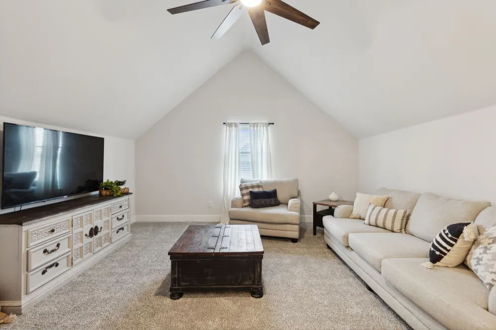 25 Dove Landing Valley View, TX 76272