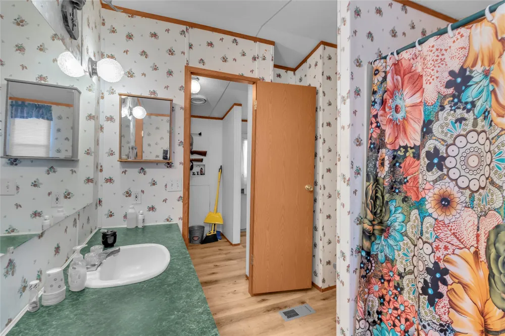 824 County Road 409 Talpa, TX 76882
