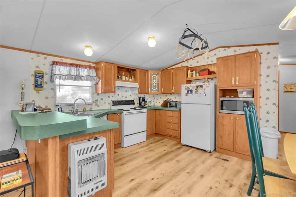 824 County Road 409 Talpa, TX 76882