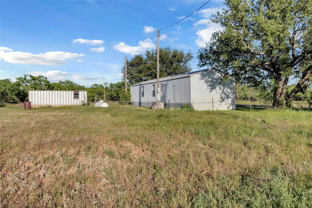 824 County Road 409 Talpa, TX 76882