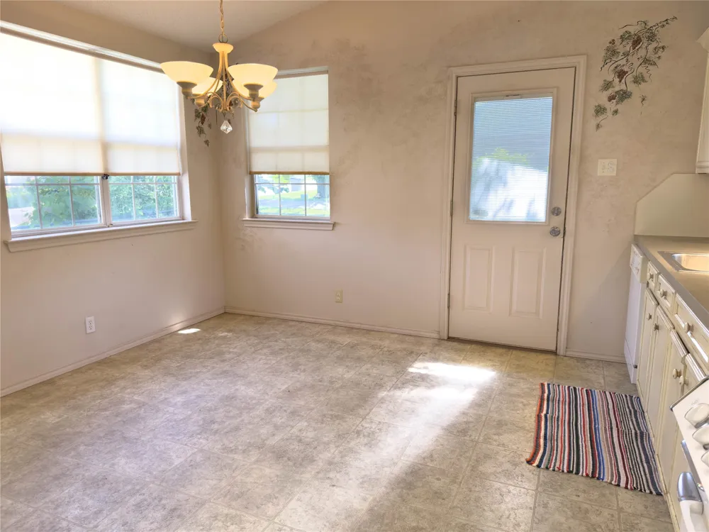 1332 Florea Street Graham, TX 76450