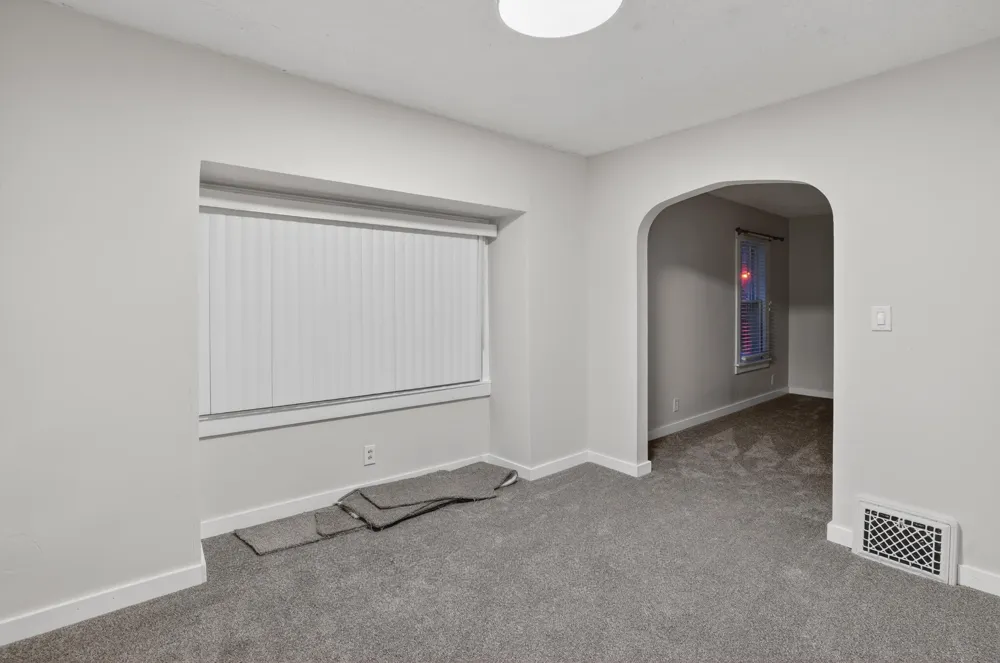 2533 S Washington Avenue Lansing, MI 48910
