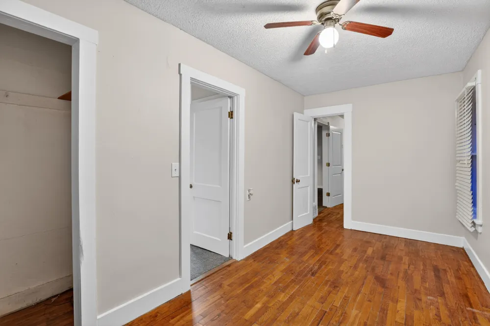 2533 S Washington Avenue Lansing, MI 48910