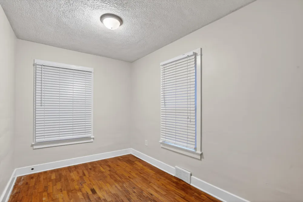 2533 S Washington Avenue Lansing, MI 48910