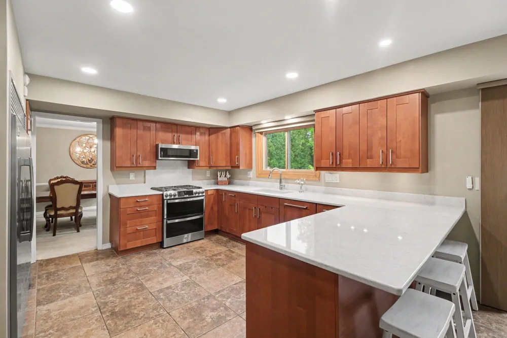 17107 Maple Hill Drive Northville, MI 48168