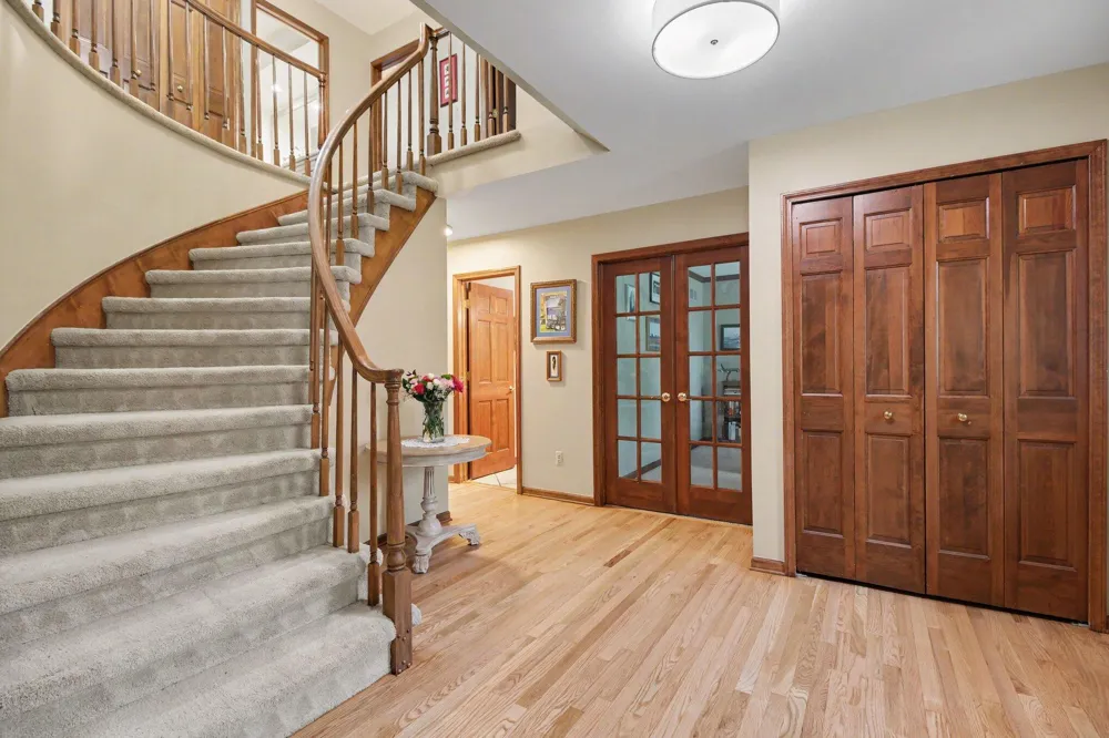 17107 Maple Hill Drive Northville, MI 48168