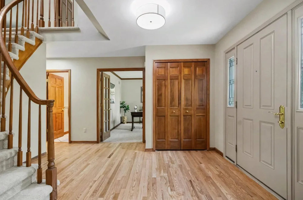 17107 Maple Hill Drive Northville, MI 48168