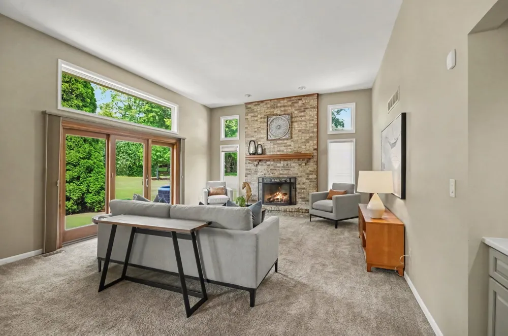 17107 Maple Hill Drive Northville, MI 48168