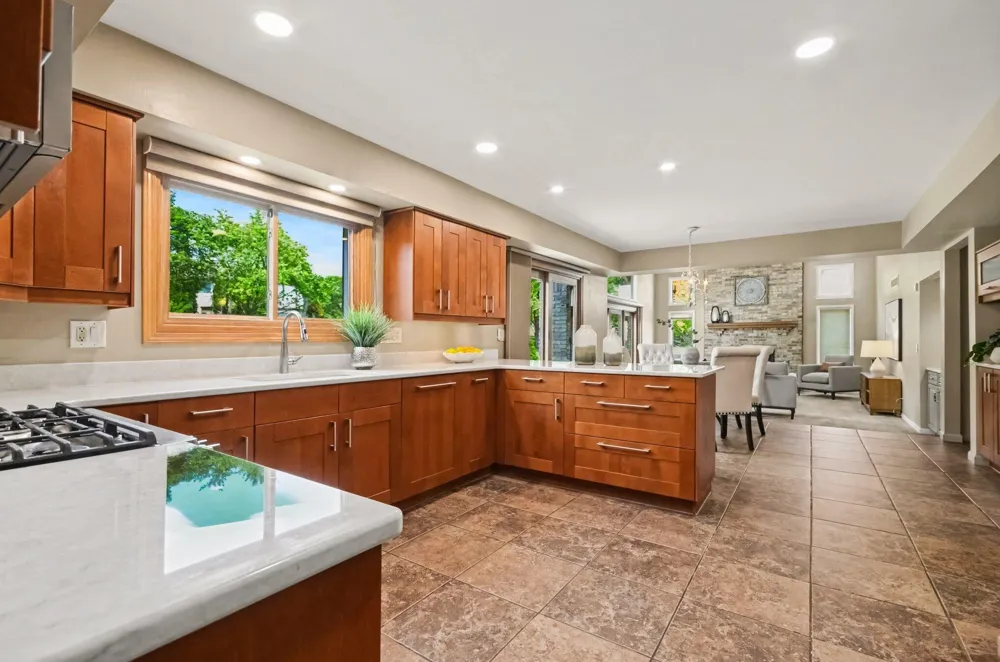 17107 Maple Hill Drive Northville, MI 48168