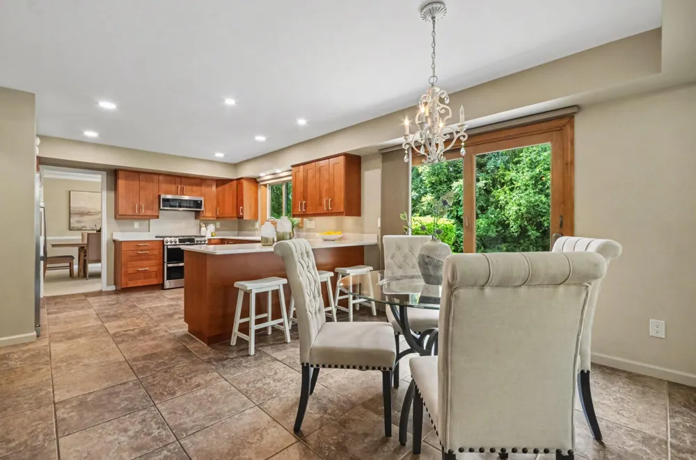 17107 Maple Hill Drive Northville, MI 48168
