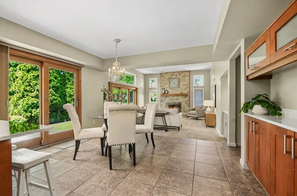 17107 Maple Hill Drive Northville, MI 48168
