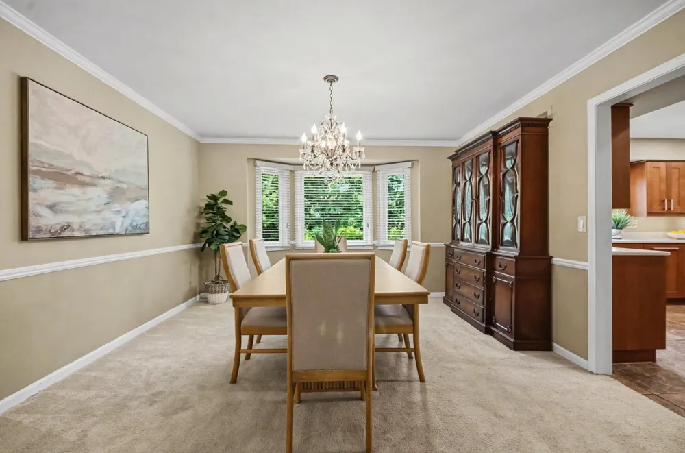 17107 Maple Hill Drive Northville, MI 48168