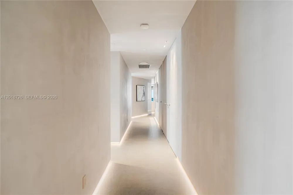 18555 Collins Ave #3705 Sunny Isles Beach, FL 33160