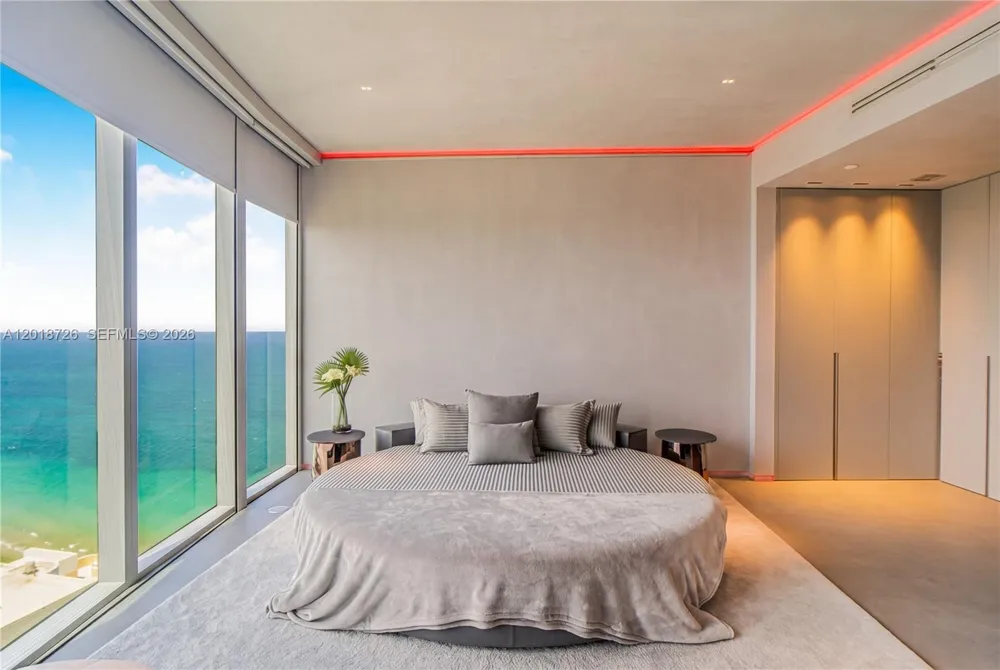 18555 Collins Ave #3705 Sunny Isles Beach, FL 33160