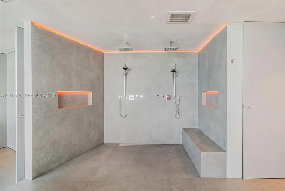 18555 Collins Ave #3705 Sunny Isles Beach, FL 33160