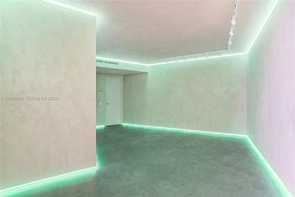 18555 Collins Ave #3705 Sunny Isles Beach, FL 33160